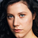 Renee Gagner als Claire