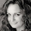 Jasna Ivir als Maggie Jones