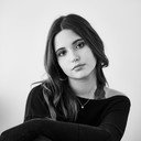 Sofia Capanna als Grace Kearney