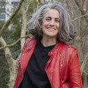 Lara Izagirre, Executive Producer