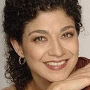 Ana Karina Guevara als Coco Alvarez