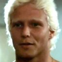 Mike Montana als Simon