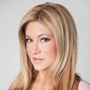 Jackie Johnson als Weather Woman