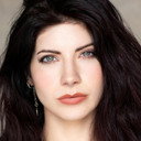 KateLynn E. Newberry als Hideaway Bartender