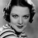 Carol Hughes als Hortense Burke-Meyers