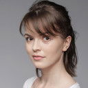 Maja Szopa als Emilia