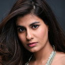 Shreya Dhanwanthary als Zoya