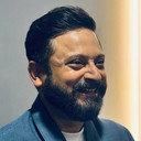 Shiboprosad Mukherjee als Laltu Dutta