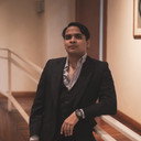 Mario Mendoza, Director