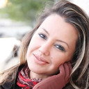 Cris Lopes als Garota Lounge