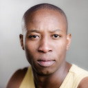Terry Yeboah als Reynolds