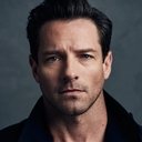 Ian Bohen als President Edwards