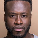 Nathaniel Kweku als Professor Davis