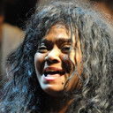 Susan Batson als Mrs. Maier