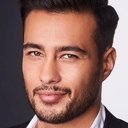 Devon Spence als Scott