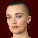 Aine Geraghty als Aine