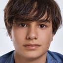 Max Ulloa als Jorge