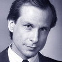 Kent Williams als Cabot