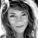 Ludivine Bluche als Bonesetter