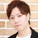 德石勝大 als Guest Family Father (voice)