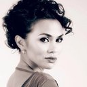 Issa Litton als Jackie's Stepmom