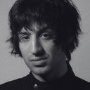 Valentín Wein als Víctor