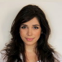 Sabrina Petraglia als Simone