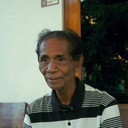Mbah Larso als Mbah Kaum