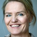 Turid Gunnes als Family Lawyer