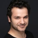Alper Baytekin als Komedyen
