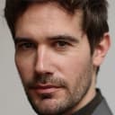 Cayleb Long als Raymond