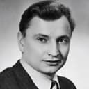 Валентин Брылеев als Виктор Ленуар, помощник Гарина