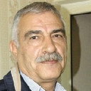 Zilli Namazov als town resident
