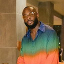 Abou Debeing als Self