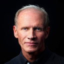 Kevin Kirschenmann als President Biehl