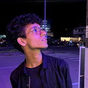 Kartik Joshi als Himself