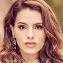 Melia Kreiling als Kestrel