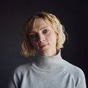 Tind Soneby als Caroline Gaut