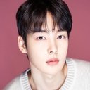 Kim Min-ki als Sergeant Kim Sang-tae