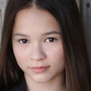 Madison Horcher als Sophie