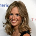 Lauren Weisberger als The Twins' Nanny (uncredited)