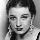 Phyllis Barry als Second Girl at Estate Dance (uncredited)