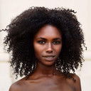 Francesca Stagni als Chanel