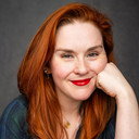 Rhiannon Moushall als Waitress