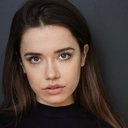 Caroline Koziol als Ivona (uncredited)