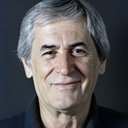 Renan Karagözoğlu als Necdet