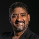 Raúl Rosário als Shooter (voice)
