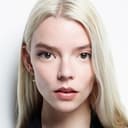 Anya Taylor-Joy als Sandie