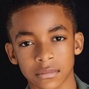 Isaiah Russell-Bailey als Caleb Channing