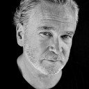 Tony Madigan als Art Dealer